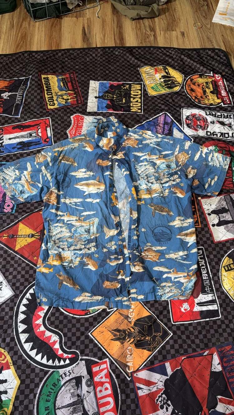 Vintage Guy Harvey Aggressor Fleet All-Over Shark and Sea Life Print Hawaiian Sh